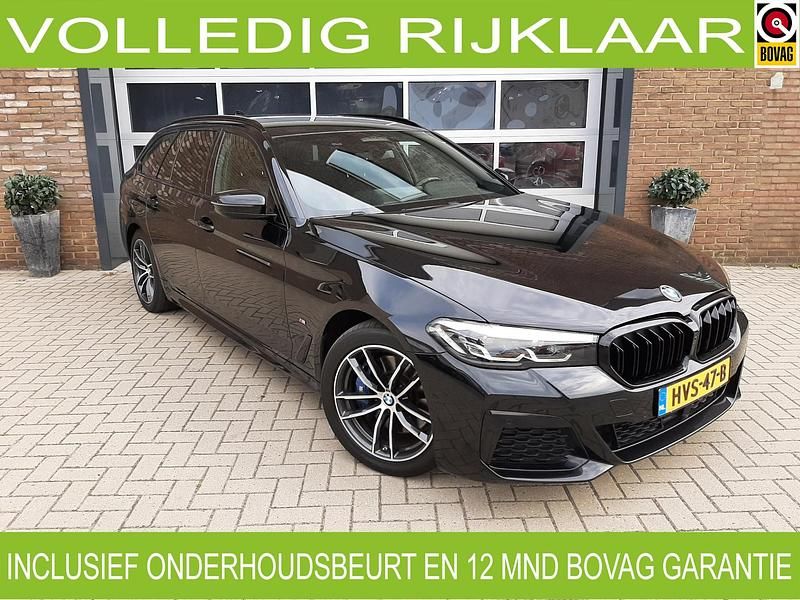 Zwart Gebruikt 2021 BMW 530 Executive Stationwagen | € 32.950 (Goede deal) - Afbeelding 1/4