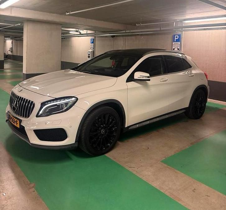 Occasion Mercedes GLA200 AMG line 156 PK (114 kW) 2016 SUV