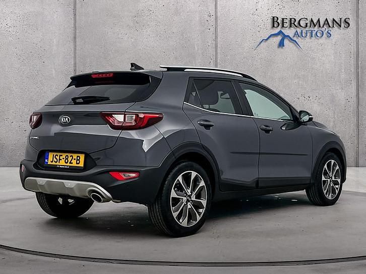 Occasion Kia Stonic 101 PK (74 kW) 2022 Grijs (metallic) SUV