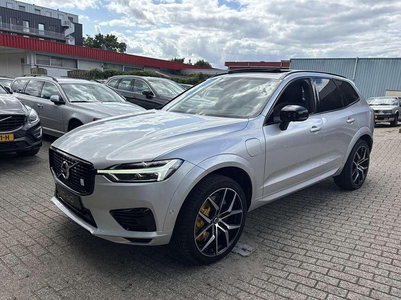 Zilver Gebruikt 2020 Volvo XC60 SUV | € 45.700 (Duur) - Afbeelding 1/4