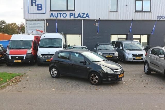 Zwart Gebruikt 2008 Opel Corsa Business Hatchback | € 1.299 (Goede deal) - Afbeelding 1/4