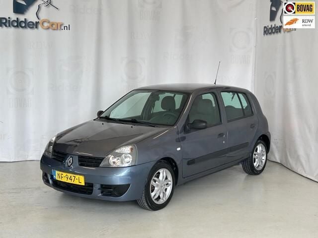 Grijs Gebruikt 2008 Renault Clio II Authentique Hatchback | € 1.499 (Super prijs) - Afbeelding 1/4