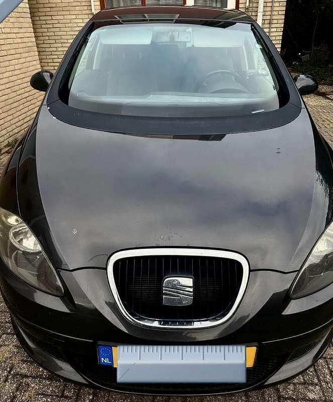 Zwart Occasion 2006 Seat Altea Stationwagen | € 1.500 (Eerlijke prijs) - Afbeelding 1/4