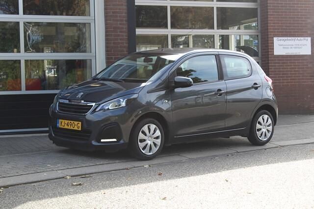 Grijs Gebruikt 2015 Peugeot 108 Active Hatchback | € 5.550 (Eerlijke prijs) - Afbeelding 1/4