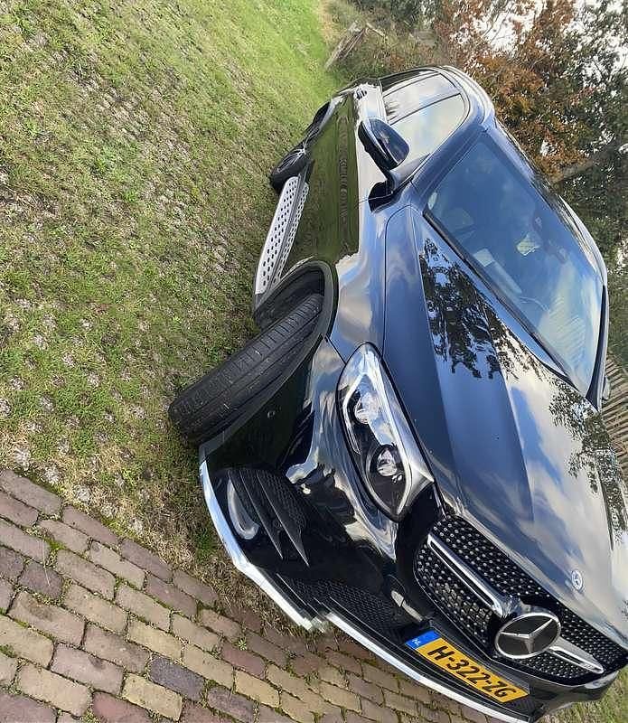 Occasion Mercedes GLC220 Premium Plus 258 PK (189 kW) 2017 Zwart Stationwagen