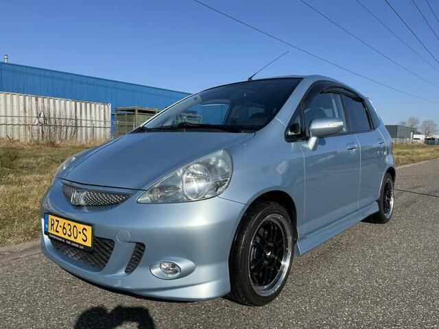 Blauw Gebruikt 2005 Honda Jazz Sport Hatchback | € 2.999 (Eerlijke prijs) - Afbeelding 1/4