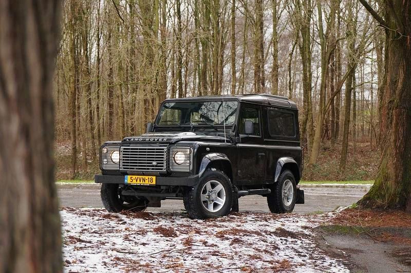 Occasion Land Rover Defender 122 PK (89 kW) 2012 Zwart Van