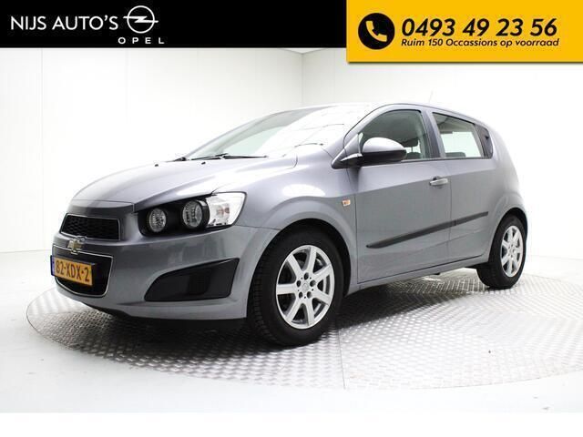Grijs Gebruikt 2012 Chevrolet Aveo LT Hatchback | € 3.450 (Eerlijke prijs) - Afbeelding 1/4