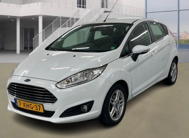 Occasion Ford Fiesta Titanium 101 PK (74 kW) 2014 Wit Hatchback