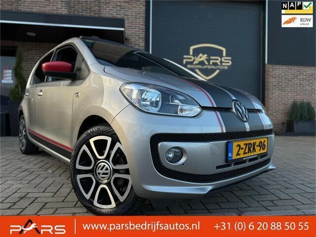 Grijs, metallic lak Gebruikt 2015 VW up! Sport Hatchback | € 9.750 (Iets duurder) - Afbeelding 1/4