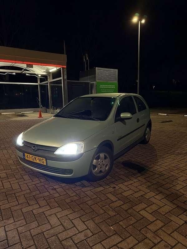Occasion Opel Corsa Elegance 75 PK (55 kW) 2000 Groen Hatchback