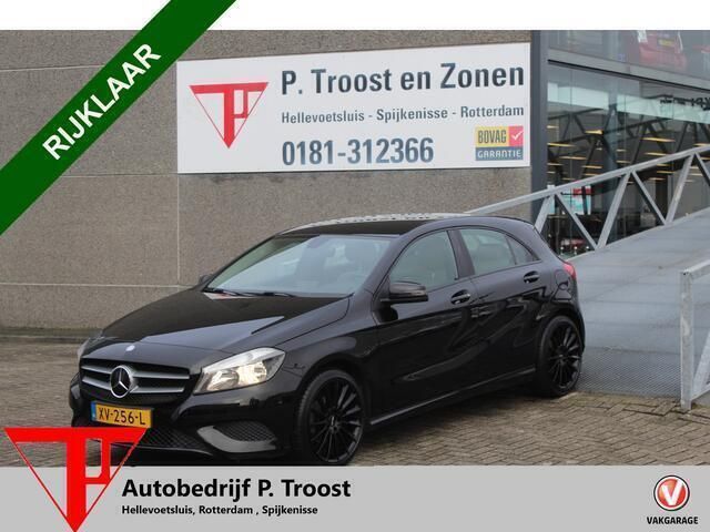 Zwart, metallic lak Gebruikt 2015 Mercedes A160 Prestige Hatchback | € 11.950 (Iets duurder) - Afbeelding 1/4
