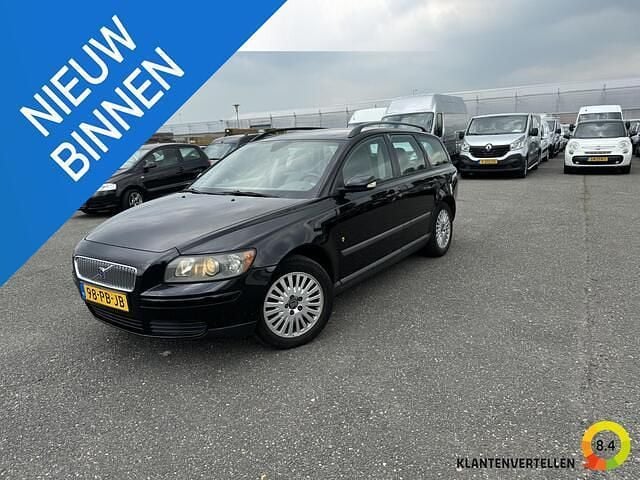 Zwart Gebruikt 2004 Volvo V50 Stationwagen | € 3.950 (Duur) - Afbeelding 1/4