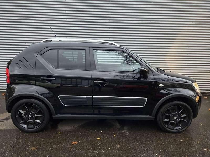 Zwart (metallic) Gebruikt 2018 Suzuki Ignis Hatchback | € 12.950 (Eerlijke prijs) - Afbeelding 1/4