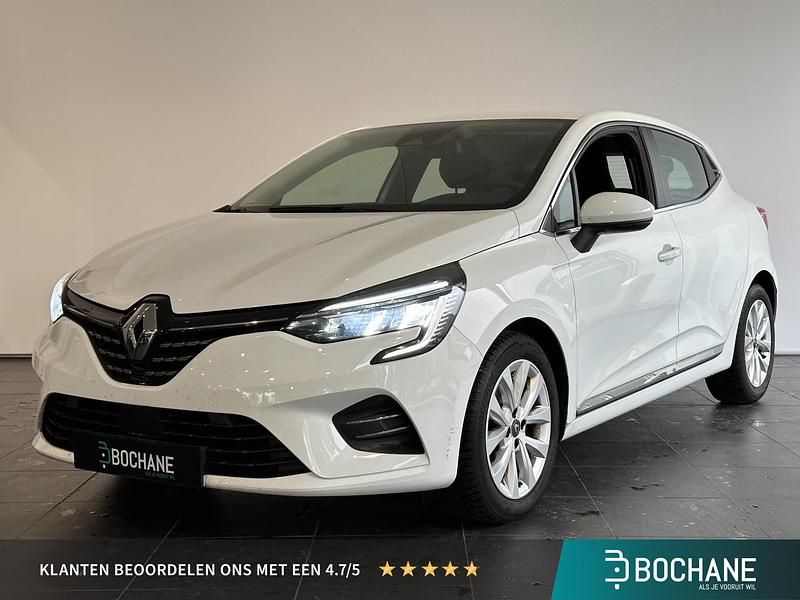 Wit Gebruikt 2021 Renault Clio V Intens Hatchback | € 14.735 (Eerlijke prijs) - Afbeelding 1/4