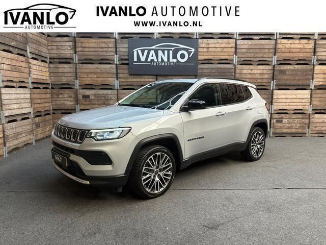 Grijs Gebruikt 2022 Jeep Compass Limited SUV | € 26.440 (Eerlijke prijs) - Afbeelding 1/4