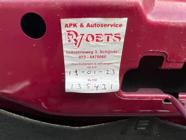 Rood Occasion 2009 Ford Ka Titanium Hatchback | € 3.999 (Iets duurder) - Afbeelding 1/4