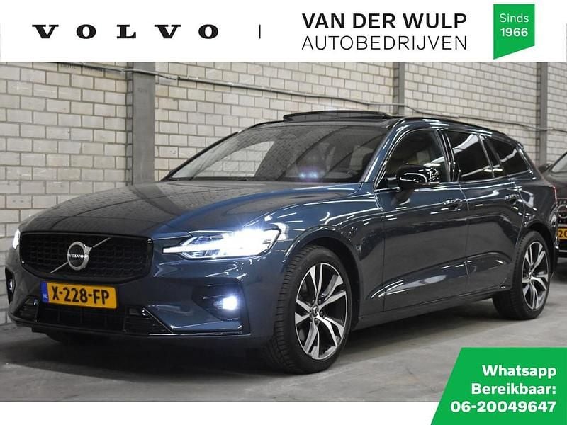 Blauw Occasion 2023 Volvo V60 Ultimate Stationwagen | € 37.950 (Goede deal) - Afbeelding 1/4