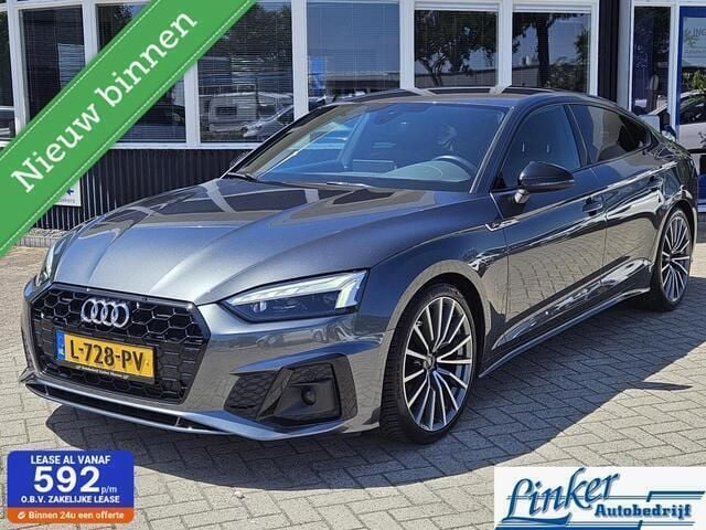 Grijs Gebruikt 2021 Audi A5 Sportback Competition Hatchback | € 35.950 (Eerlijke prijs) - Afbeelding 1/4