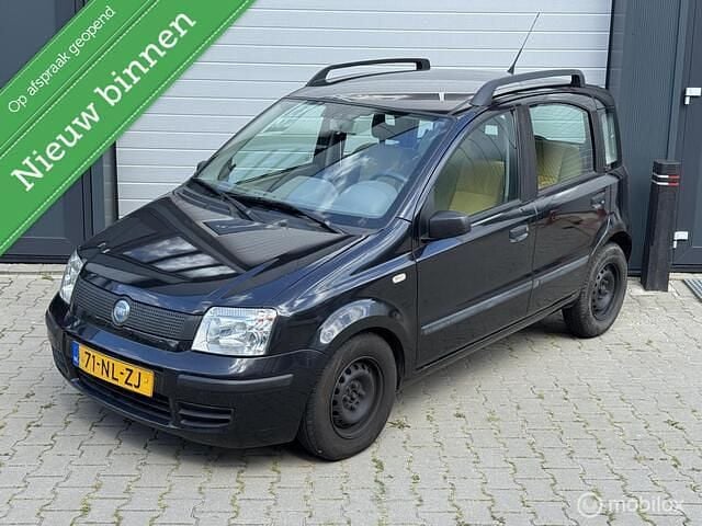 Zwart Gebruikt 2003 Fiat Panda Dynamic Hatchback | € 1.795 (Eerlijke prijs) - Afbeelding 1/4