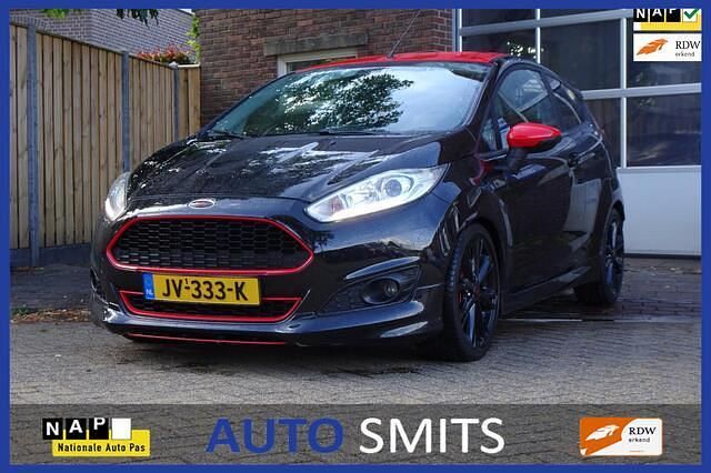 Zwart Gebruikt 2016 Ford Fiesta Hatchback | € 7.950 (Iets duurder) - Afbeelding 1/4