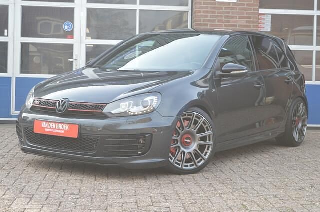 Grijs Gebruikt 2011 VW Golf VI Edition Hatchback | € 14.950 - Afbeelding 1/4