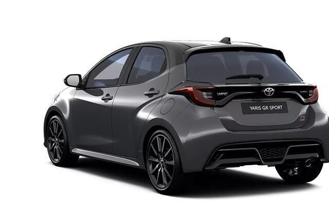 Nieuw Toyota Yaris Sport 131 PK (96 kW) 2026 Grijs Hatchback