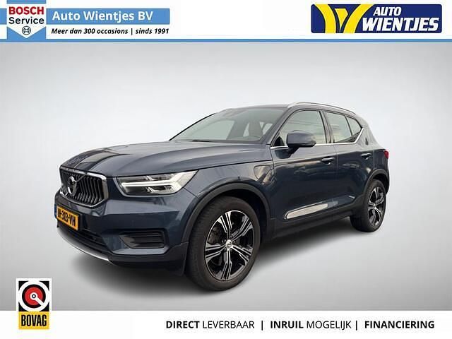 Blauw Gebruikt 2020 Volvo XC40 Inscription SUV | € 21.950 (Goede deal) - Afbeelding 1/4