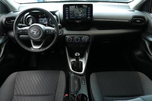 Occasion Toyota Yaris 125 PK (91 kW) 2020 Zwart Hatchback