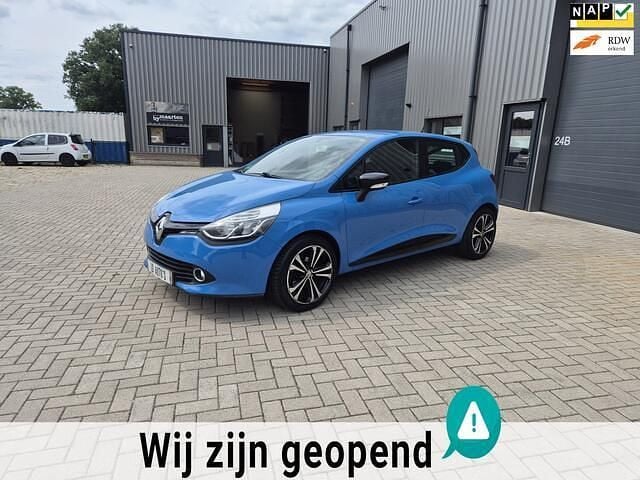 Blauw Gebruikt 2013 Renault Clio IV Dynamique Hatchback | € 5.250 (Eerlijke prijs) - Afbeelding 1/4
