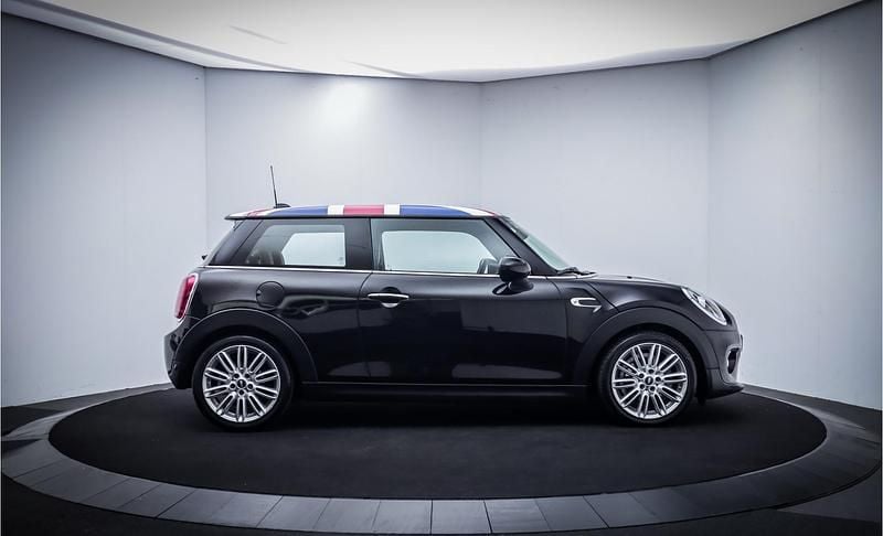 Occasion Mini Cooper Chili 2018 Zwart Hatchback