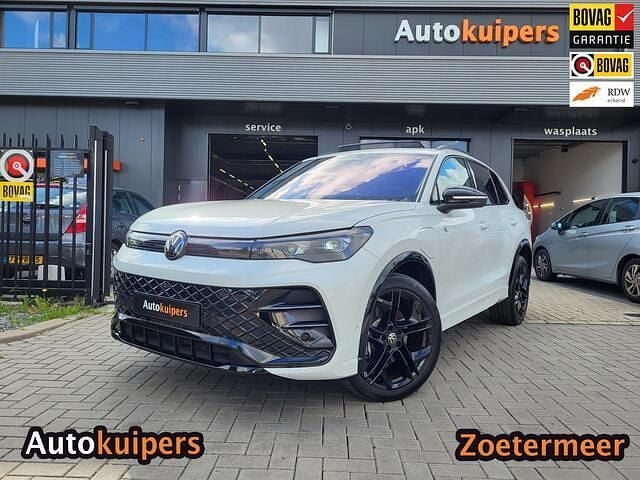Wit Gebruikt 2024 VW Tiguan R-line Edition SUV | € 54.450 (Goede deal) - Afbeelding 1/4