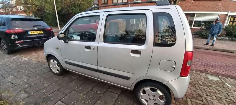 Occasion Suzuki Wagon R+ GL 76 PK (55 kW) 2001 Zilver MPV