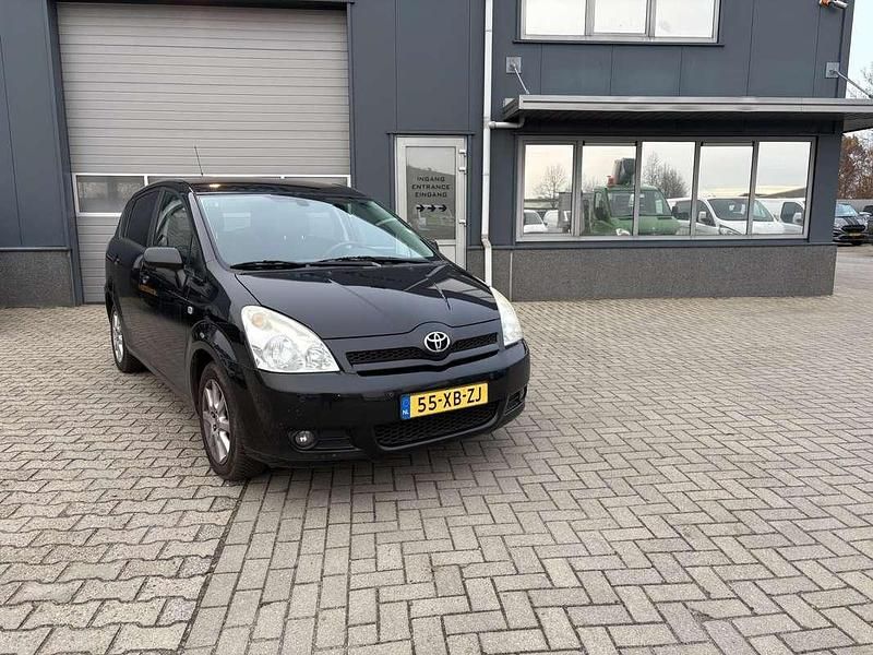 Zwart Occasion 2007 Toyota Verso MPV | € 2.700 (Eerlijke prijs) - Afbeelding 1/4