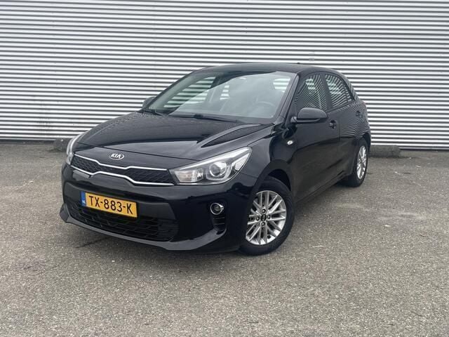 Zwart Gebruikt 2018 Kia Rio Hatchback | € 12.250 (Eerlijke prijs) - Afbeelding 1/4