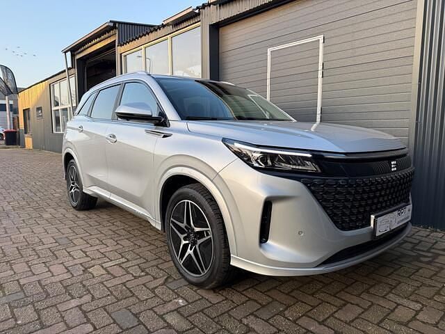 Nieuw DFSK E5 102 PK (75 kW) 2025 Grijs (metallic) SUV