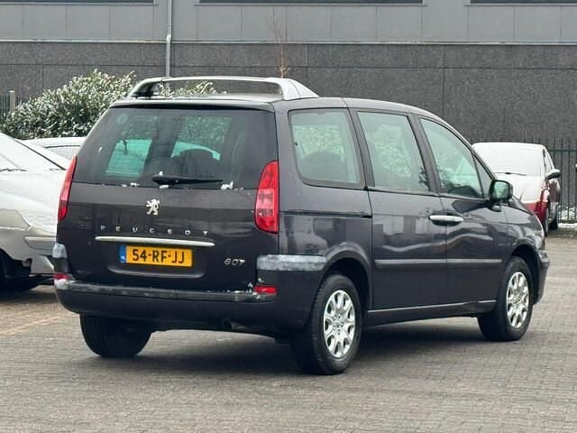 Occasion Peugeot 807 136 PK (100 kW) 2005 Grijs MPV