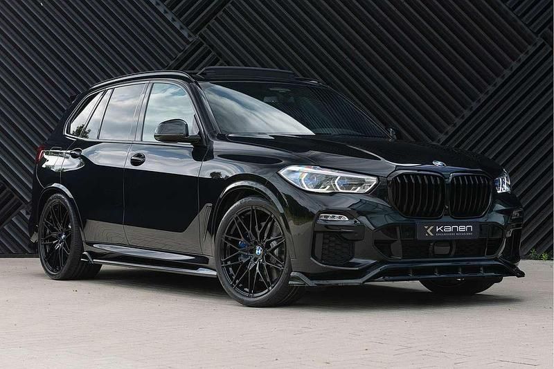 Zwart Gebruikt 2021 BMW X5 M Sport SUV | € 64.900 (Duur) - Afbeelding 1/4