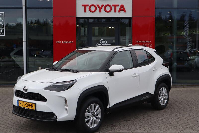 Wit Gebruikt 2025 Toyota Yaris Cross SUV | € 28.400 (Goede deal) - Afbeelding 1/4