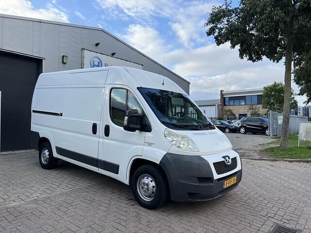 Wit Gebruikt 2009 Peugeot Boxer Van | € 3.499 (Eerlijke prijs) - Afbeelding 1/4