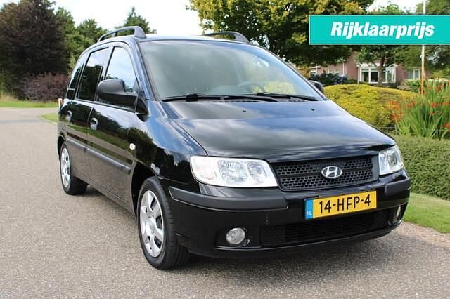 Zwart Gebruikt 2008 Hyundai Matrix Active MPV | € 2.900 (Iets duurder) - Afbeelding 1/4