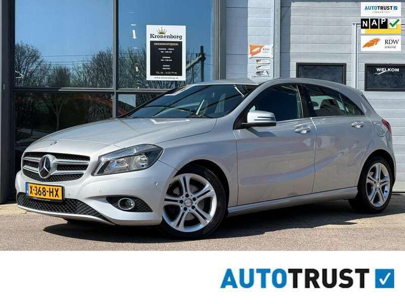 Grijs Gebruikt 2014 Mercedes A180 Prestige Hatchback | € 14.999 (Eerlijke prijs) - Afbeelding 1/4