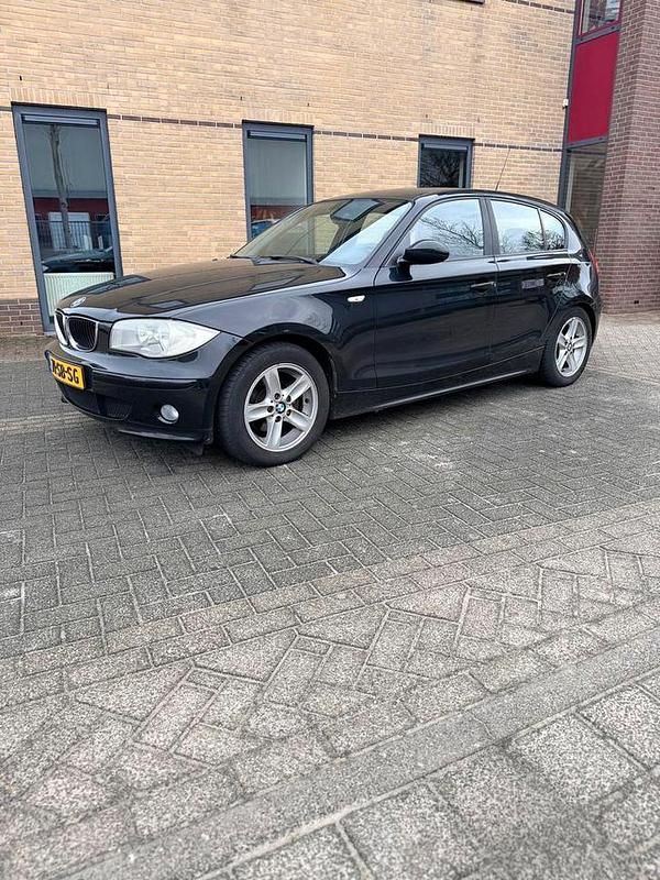 Gebruikt 2005 BMW 118 Hatchback | € 3.250 (Eerlijke prijs) - Afbeelding 1/4