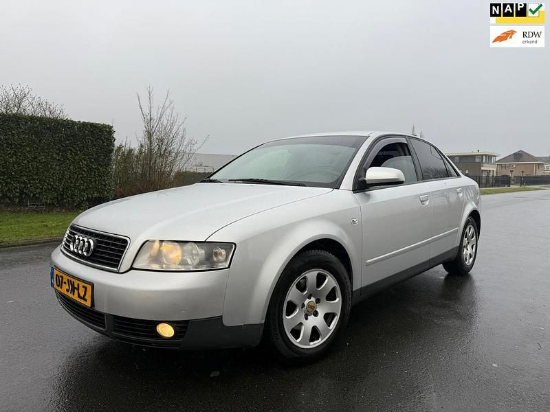 Occasion Audi A4 102 PK (75 kW) 2002 Grijs Sedan