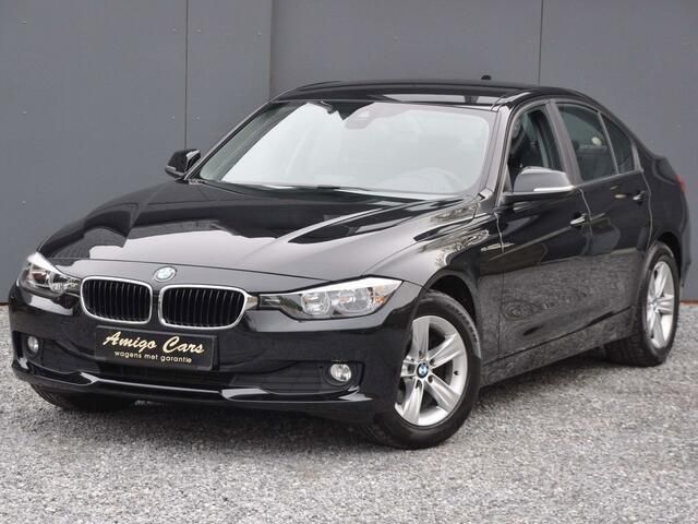 Zwart Gebruikt 2013 BMW 316 Sedan | € 13.500 - Afbeelding 1/4