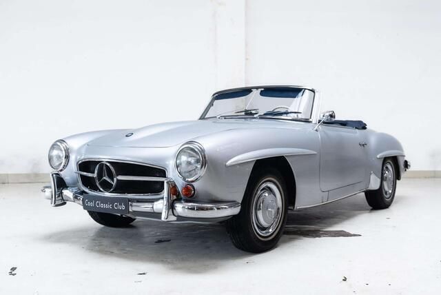 Grijs Gebruikt 1959 Mercedes 190 Cabriolet | € 102.500 - Afbeelding 1/4