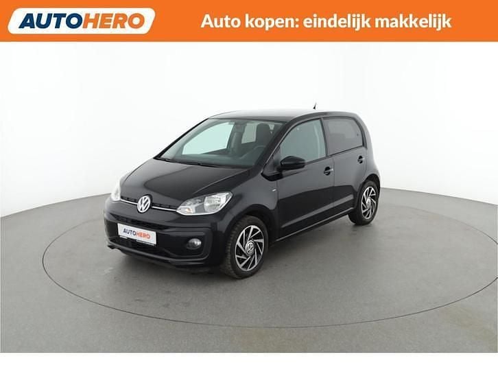 Zwart (metallic) Occasion 2018 VW up! high up! Hatchback | € 8.949 (Eerlijke prijs) - Afbeelding 1/4