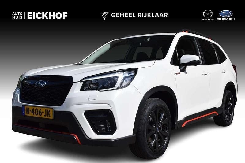 Wit, metallic lak Gebruikt 2021 Subaru Forester Sport SUV | € 38.950 (Eerlijke prijs) - Afbeelding 1/4