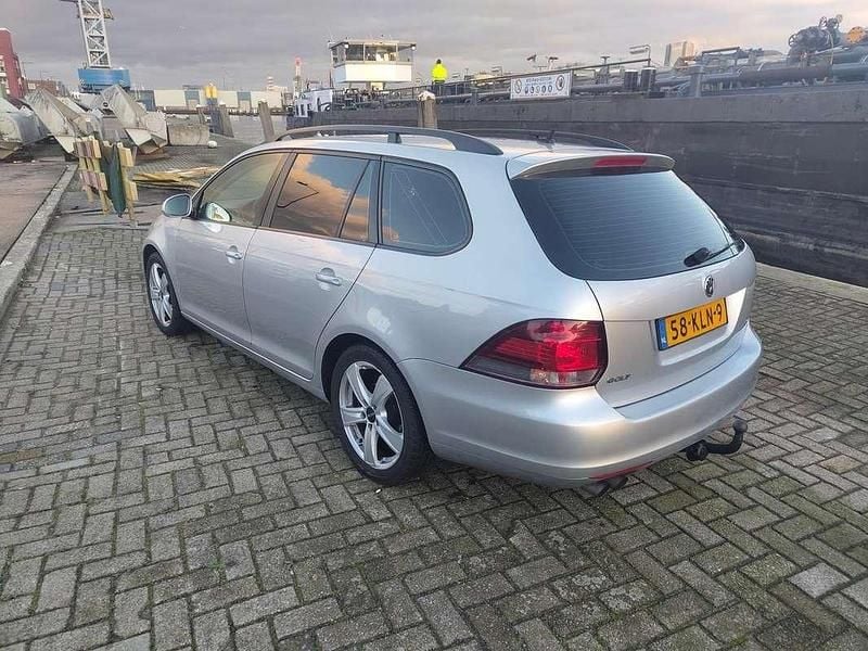 Occasion VW Golf VI Trendline 122 PK (89 kW) 2010 Zilver Hatchback