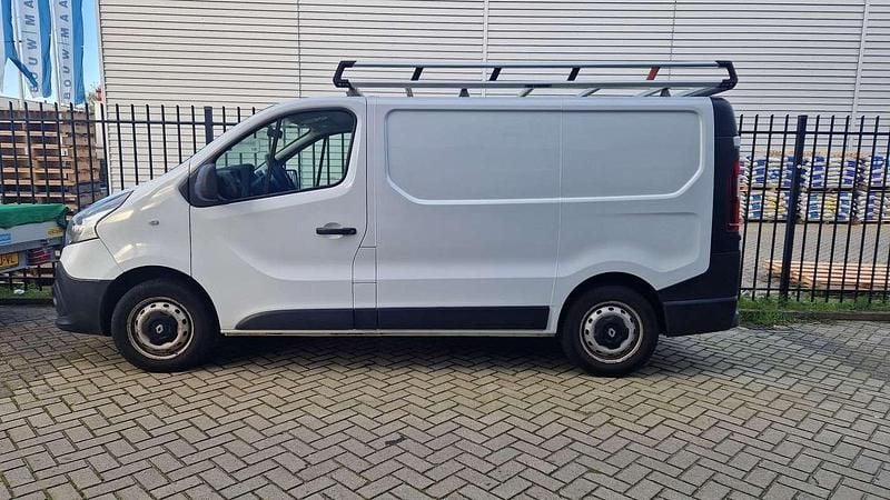 Wit Occasion 2016 Renault Trafic Komfort MPV | € 6.998 (Super prijs) - Afbeelding 1/4